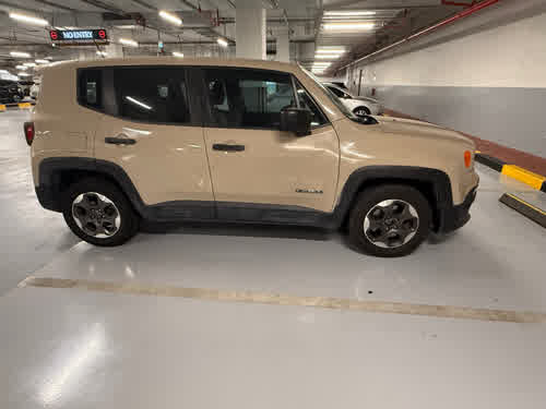 Jeep 2016 for sale in Doha, Qatar — photo 3