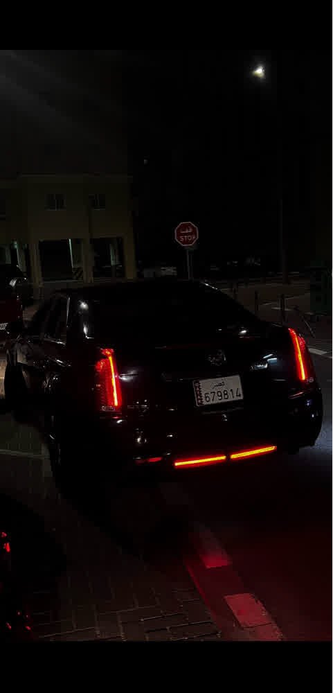 Cadillac 2012 for sale in Doha, Qatar — photo 2