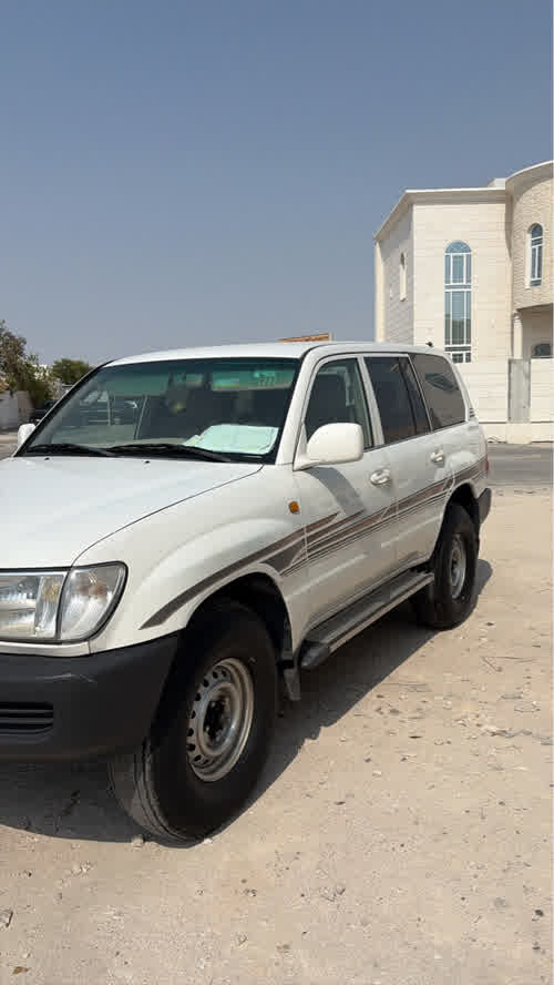 Toyota 2002 for sale in Doha, Qatar — photo 4