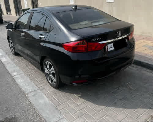 Honda for sale in Doha, Qatar — photo 3