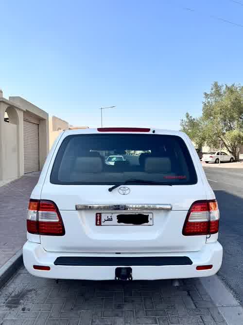 Toyota 2006 for sale in Doha, Qatar — photo 4