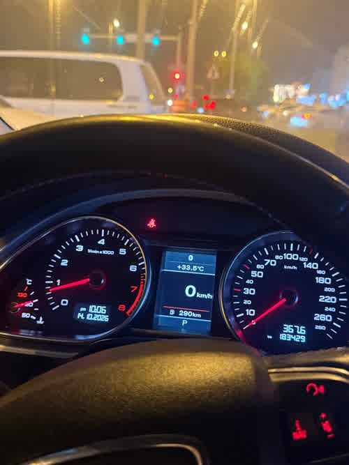 Audi 2012 for sale in Doha, Qatar — photo 4