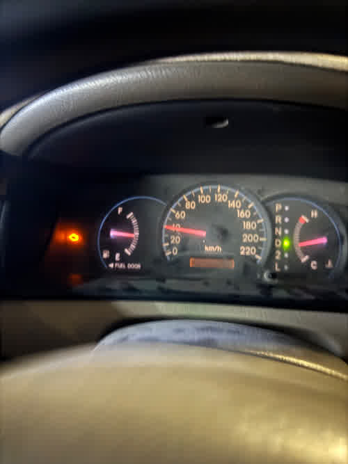 Toyota 2004 for sale in Doha, Qatar — photo 4