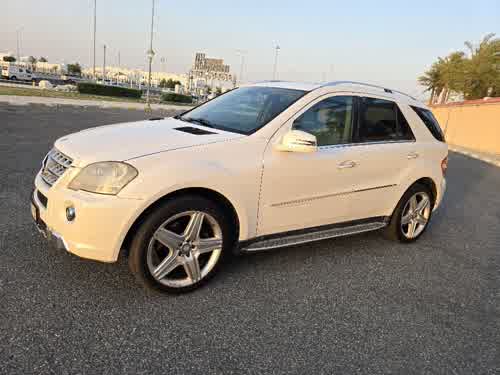 Mercedes 2011 for sale in Doha, Qatar — photo 2