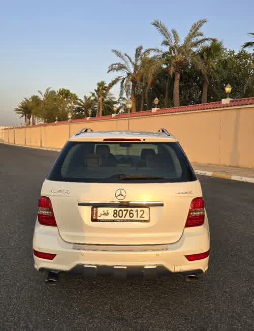 Mercedes 2011 for sale in Doha, Qatar — photo 4