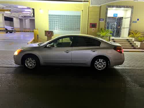 Nissan 2012 for sale in Doha, Qatar — photo 3