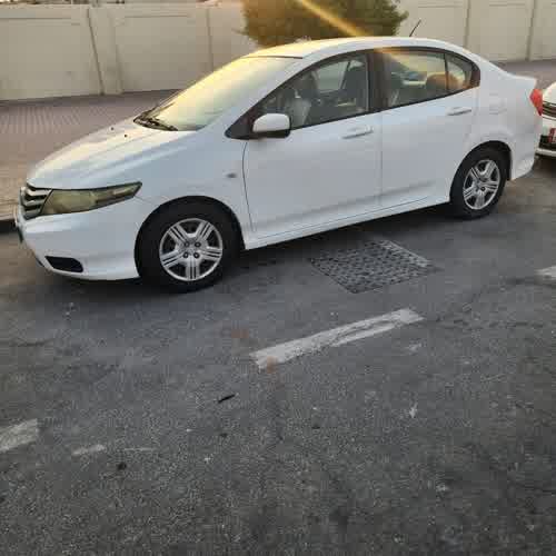 Honda 2013 for sale in Doha, Qatar — photo 2