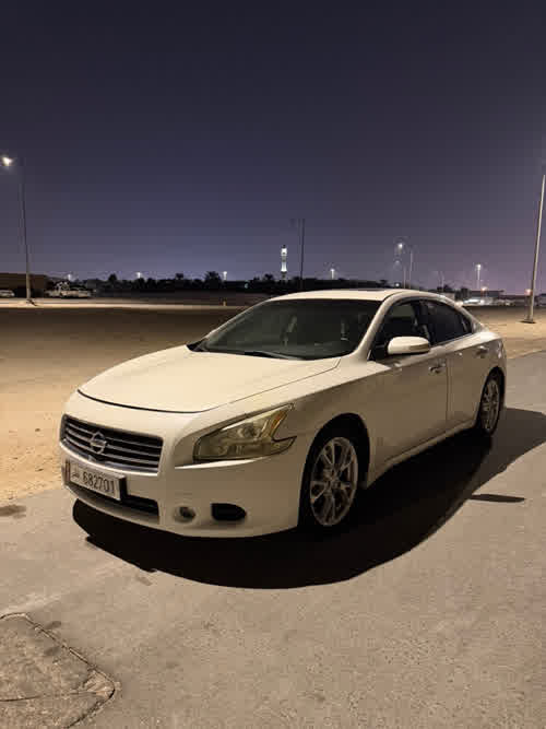 Nissan 2012 for sale in Doha, Qatar — photo 3