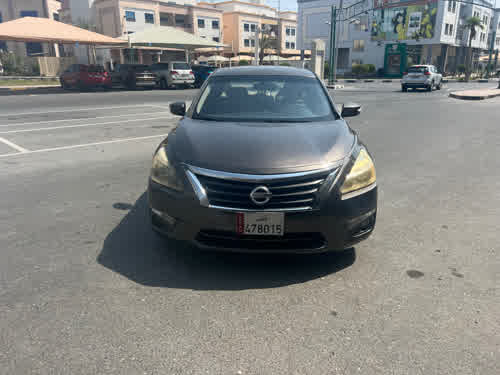 Nissan 2013 for sale in Doha, Qatar — photo 2
