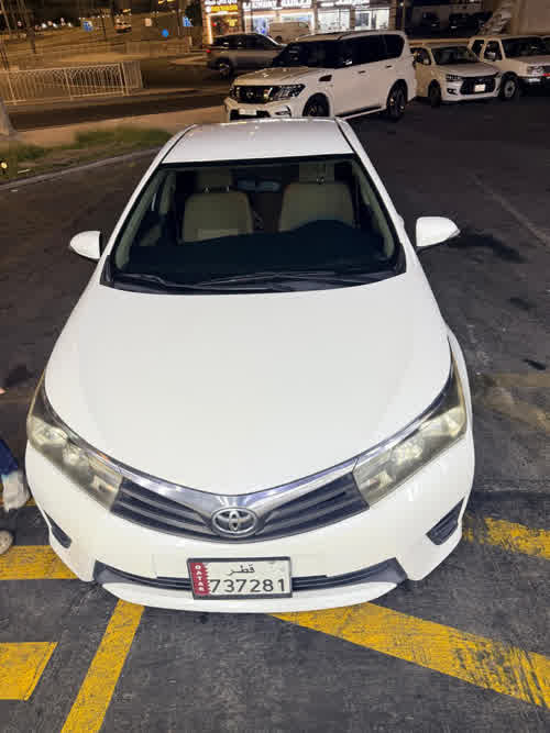 Toyota 2015 for sale in Doha, Qatar — photo 2